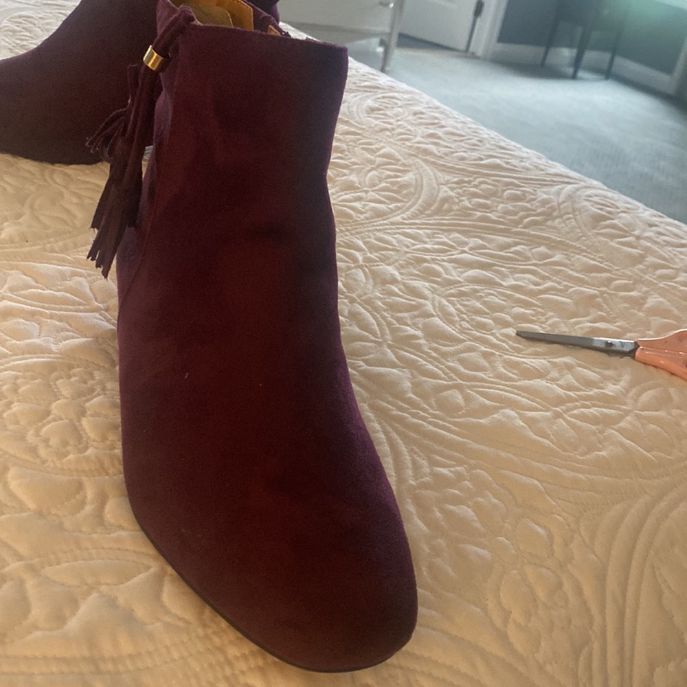 Plum colored low boots with a little fringe zipper. Brand new. - Picture 6 of 8